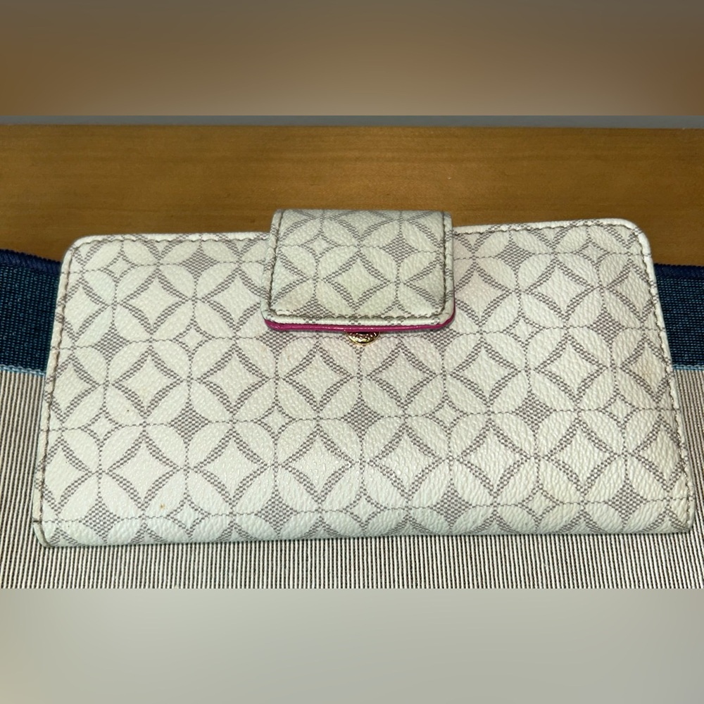 Fossil Bifold Wallet Purse Clutch 6.75" x 3.5"
